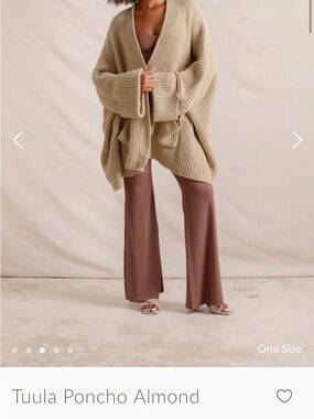 Indigo Luna Tuula Poncho Almond (ONE SIZE)